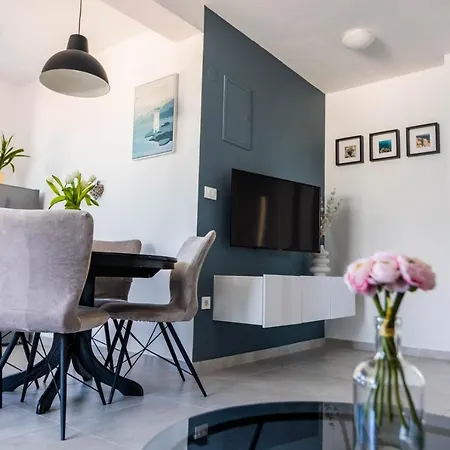 Rising Sun, Ражанац