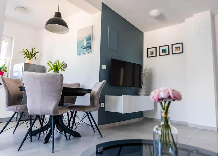 Rising Sun, Ражанац